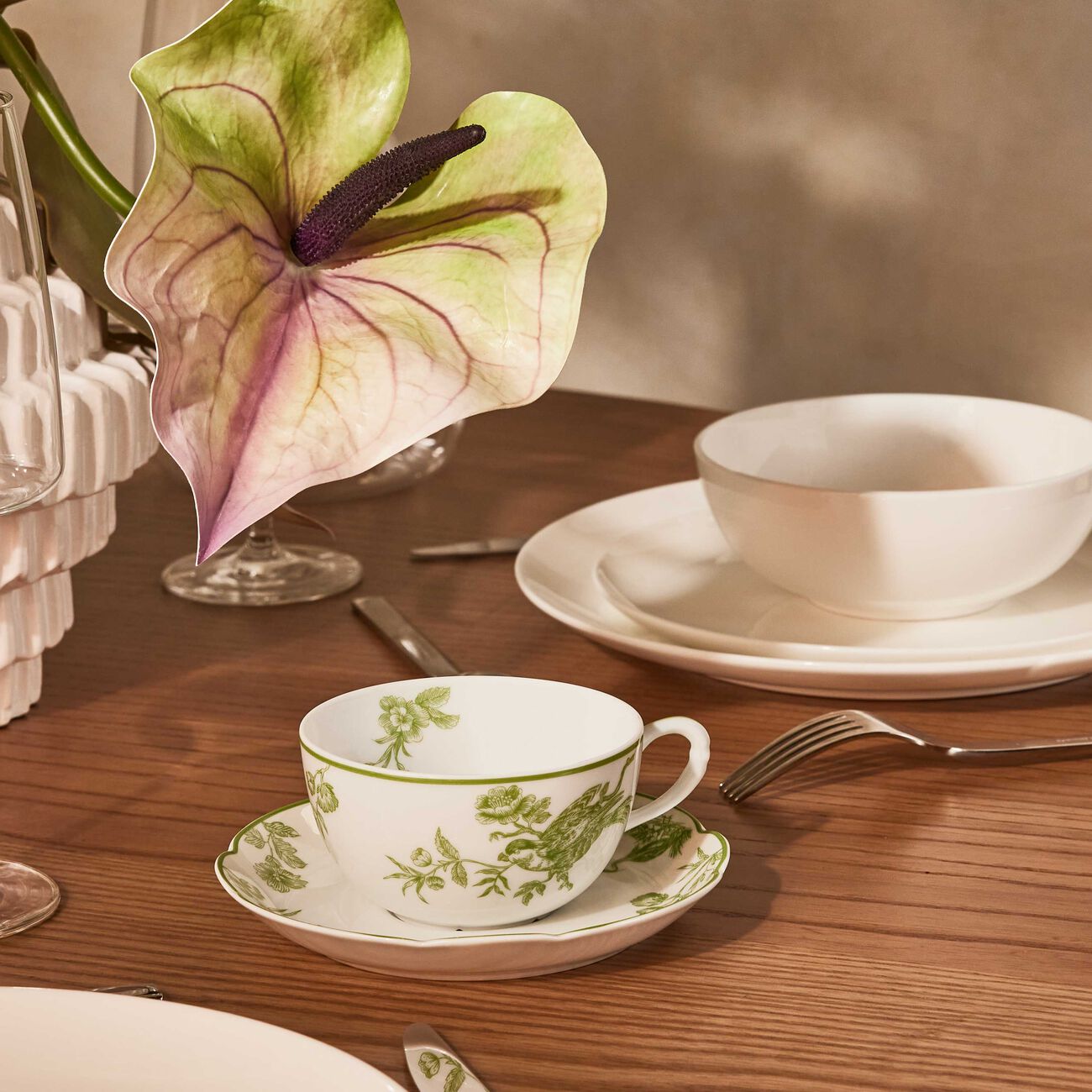 bernardaud albertine tea cup   saucer green set of 2