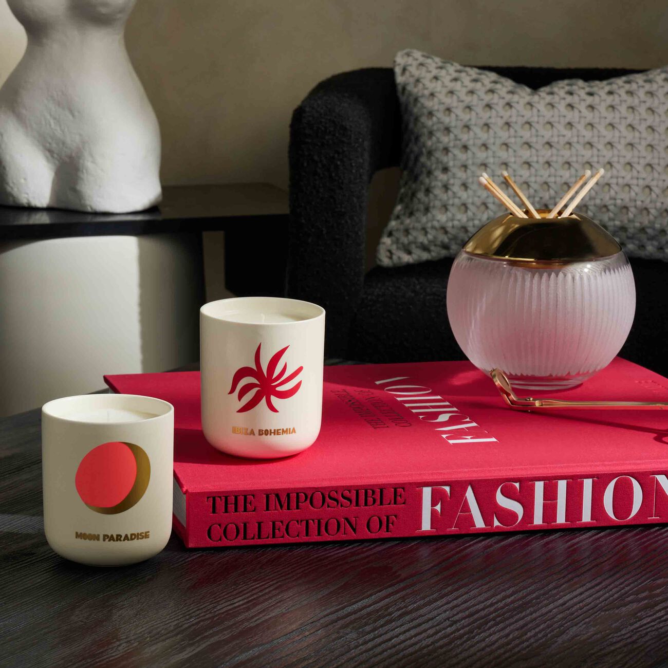 assouline moon paradise candle