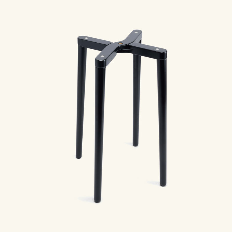 فورناسيتي حامل صينيات أسود