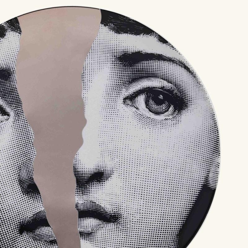 فورناسيتي طبق تزيين الجدار تيما إي فاريازيوني 10 باللون الفضي