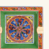 دولتشي أند غابانا كازا منفضة مربعة صغيرة مزينة بنقوش