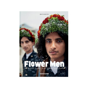 كتاب "المملكة العربية السعودية: رجال الزهور", medium