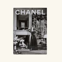 Chanel Set of 3 Fashion, Jewelry & Watches, Perfume & Beauty Book 22x15cm assouline chanel set of 3 fashion jewelry watches perfume beauty book 22x15cm