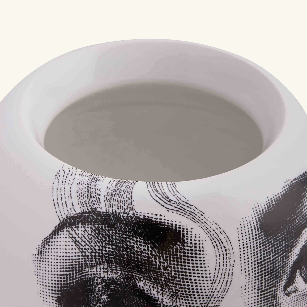 fornasetti il fumo fa male vase mini white