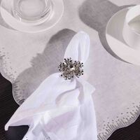 طقم جيم برست المؤلف من 4 حلقات للمناديل باللون الفضي كيم سيبيرت طقم جيم برست المؤلف من 4 حلقات للمناديل باللون الفضي