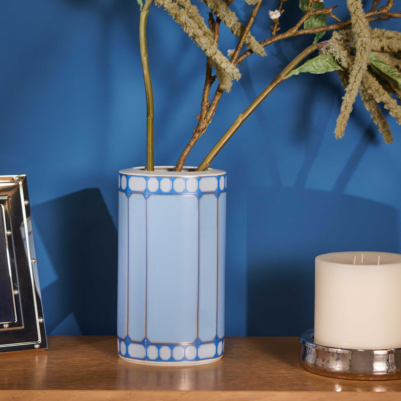 مزهرية سيغنوم آزور كبيرة زرقاء روزنتال مزهرية سيغنوم آزور كبيرة زرقاء