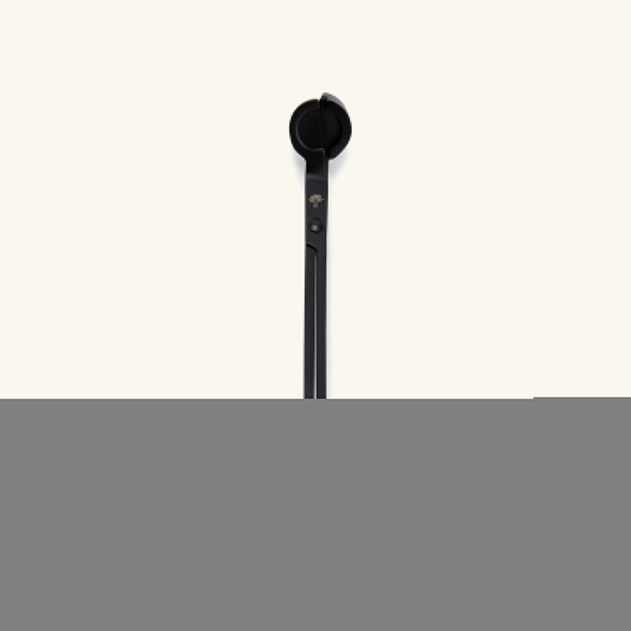 باوباب أداة لقص فتيل الشموع