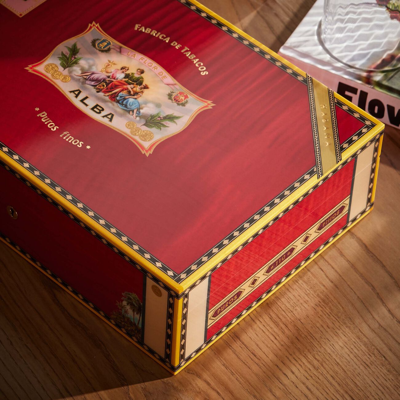 elie bleu flora de alba cigar humidor red