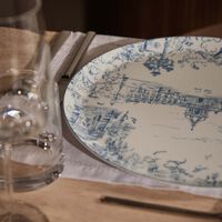 Tout Paris Serving Platter Round Blue 32cm bernardaud tout paris serving platter round blue 32cm