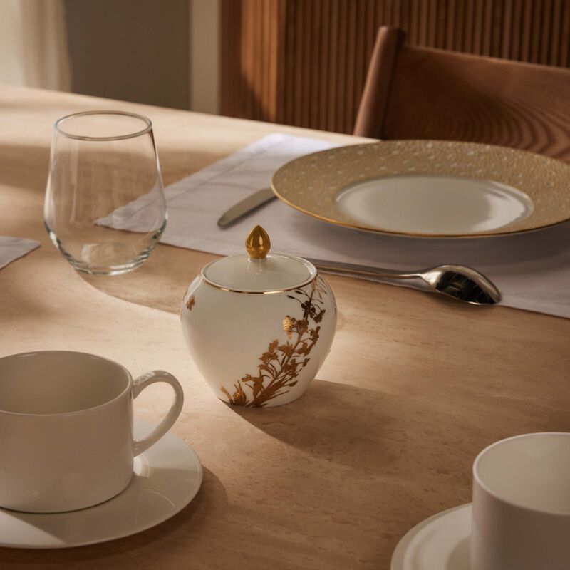 برناردو سكرية فيجيتال أور باللون الذهبي