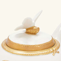 إبريق الشاي باترفلاي أبيض فيلاري إبريق الشاي باترفلاي أبيض