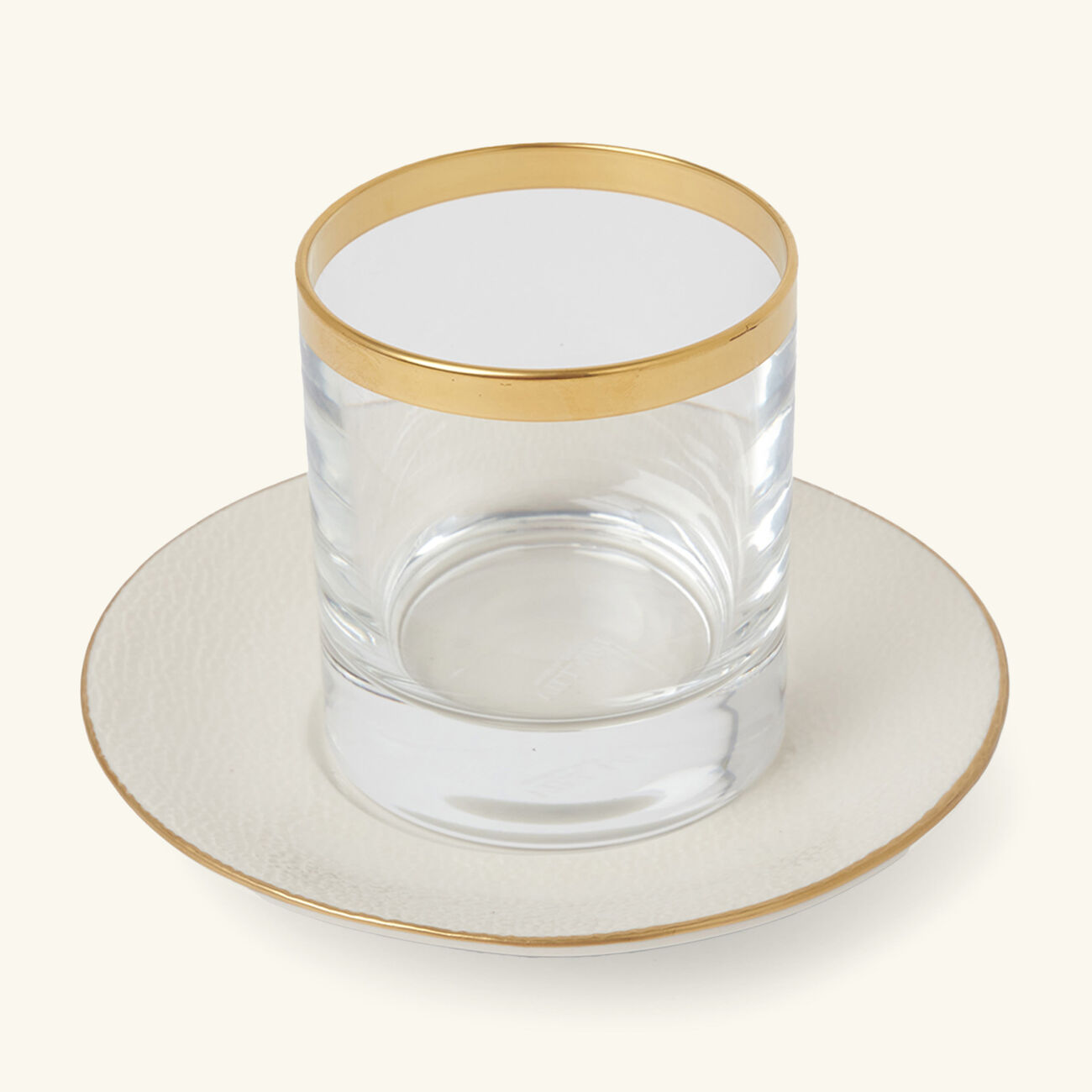 فيلاري فنجان الآيس كريم دريسج مع صحنه شفاف