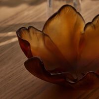 دوم قطعة ديكور مركزية توليب صفراء