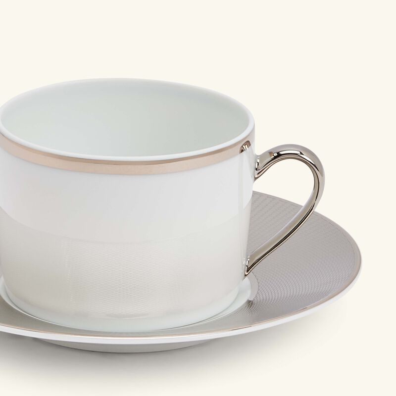 رالف لورين هوم فنجان الشاي بنتهاوس هيويت مع صحنه رمادي اللون
