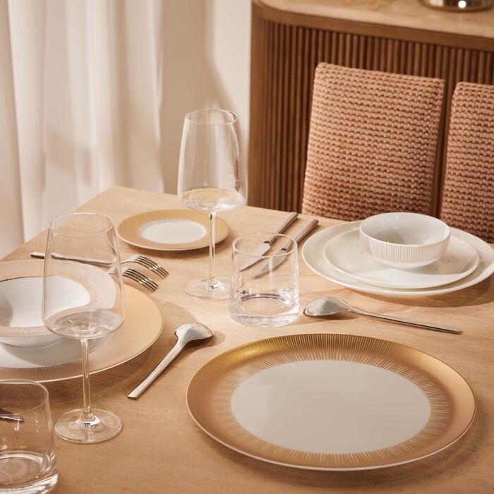 برناردو طبق الضيافة سول بيضاوي باللون الذهبي 32 سم