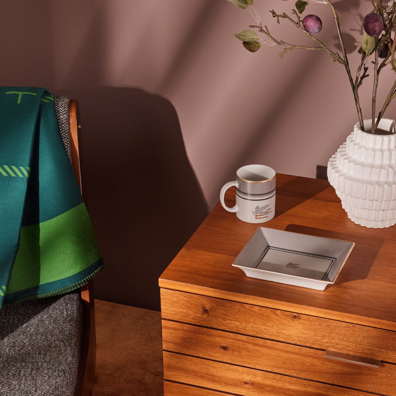 صينية بيجاسو للمقتنيات الصغيرة مستطيلة صغيرة رمادية إيترو صينية بيجاسو للمقتنيات الصغيرة مستطيلة صغيرة رمادية