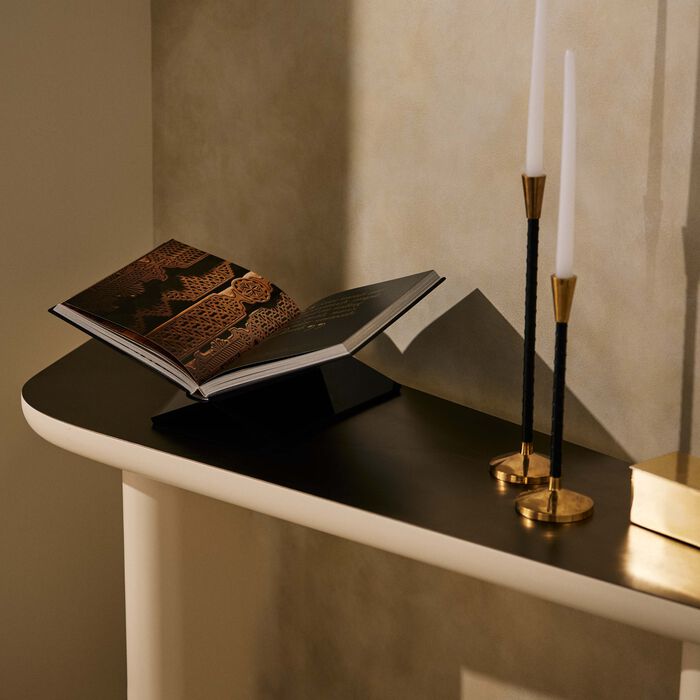 assouline bahrain crafts book 33x25cm