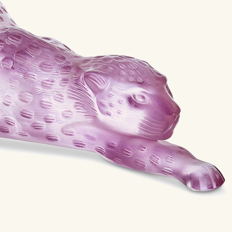 لاليك منحوتة نمر زيلا صغيرة وردية