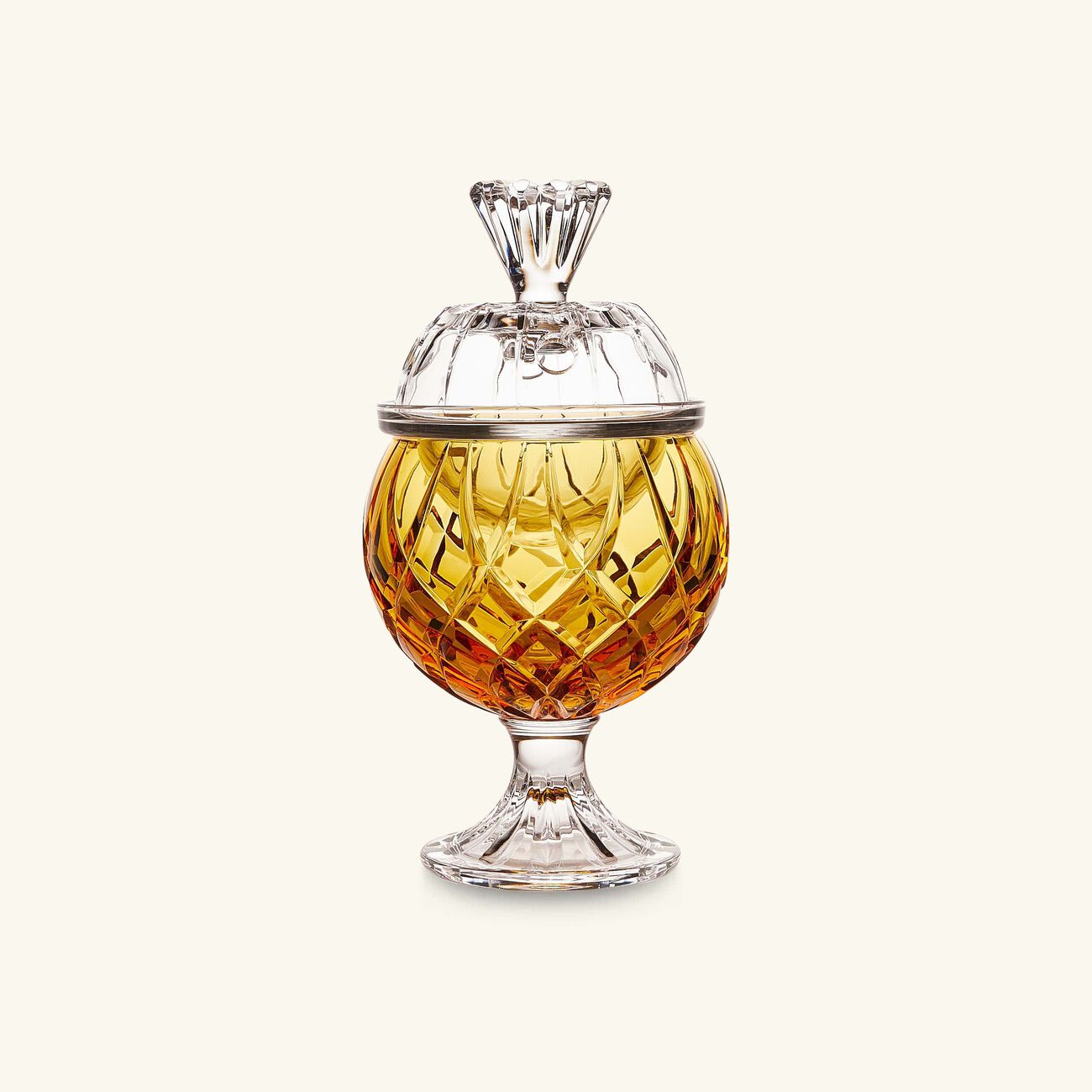 ماريو تشيوني مبخرة عنبرية اللون