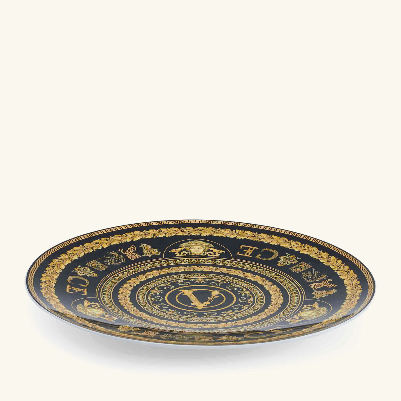 Virtus Gala Plate Round Black 17cm versace virtus gala plate round black 17cm