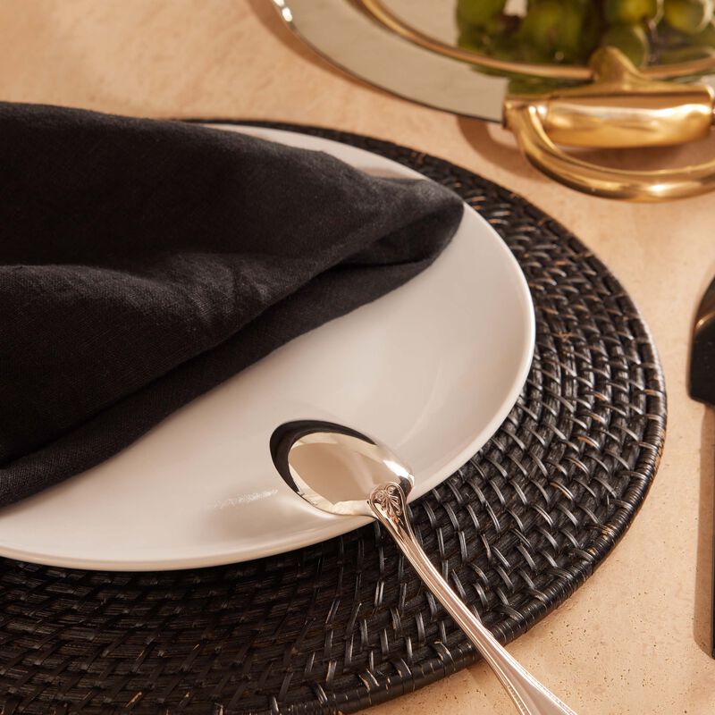 ملعقة الحلويات مالميزون باللون الفضي كريستوفل ملعقة الحلويات مالميزون باللون الفضي