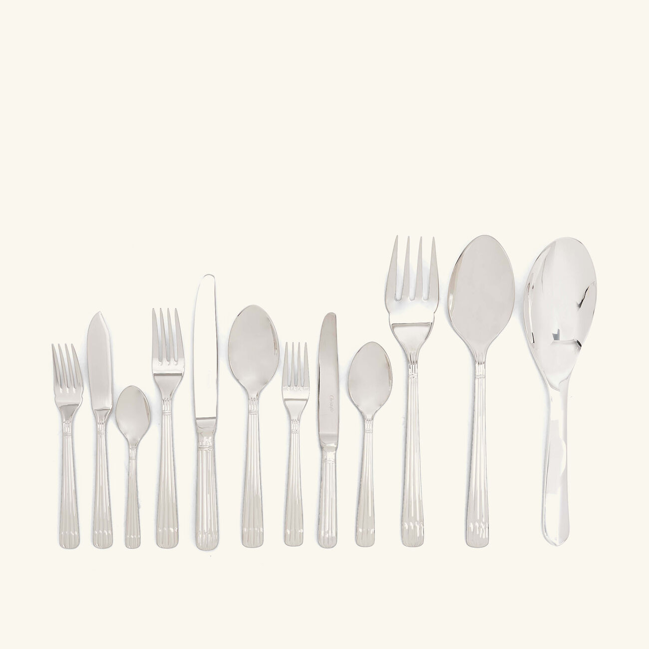 كريستوفل طقم الفضيات أوسيريس  110 قطع  من الستانلس ستيل