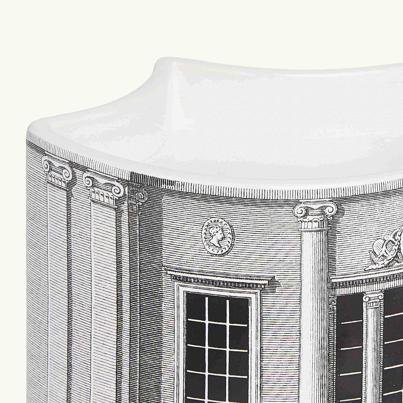 فورناسيتي شمعة أركيتيتورا بحجم كبير