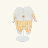 لادرو منحوتو مودرا على شكل يدين متوسطة الحجم بيضاء