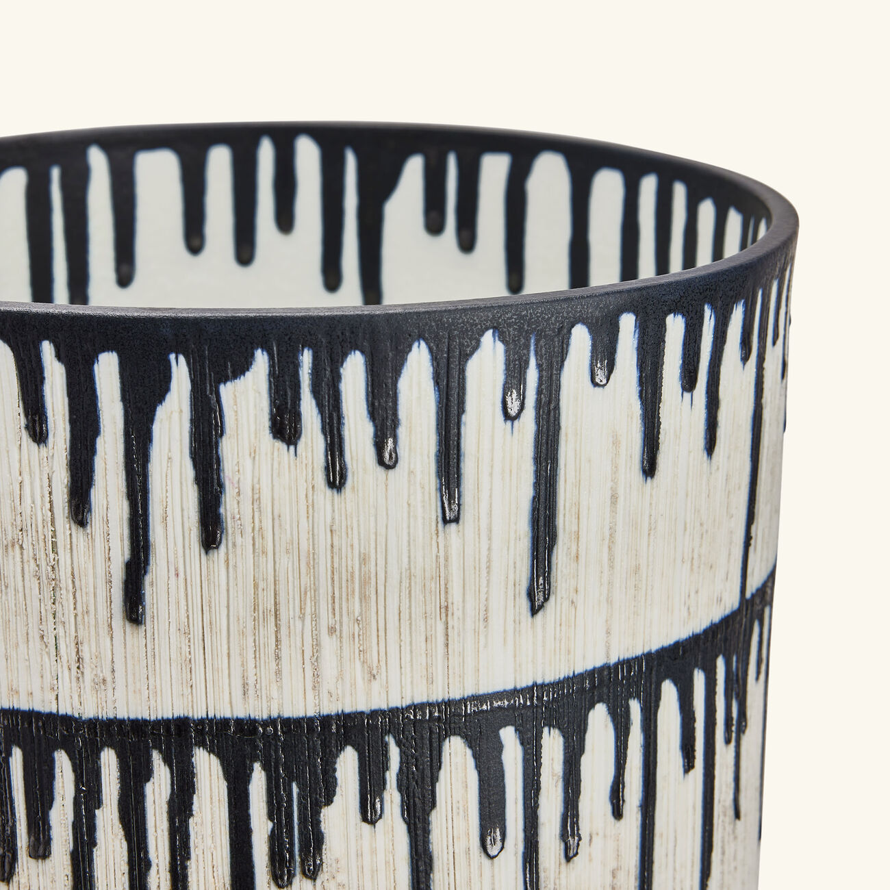 لوبجيه مزهرية توكاسو كبيرة جدًا بيضاء