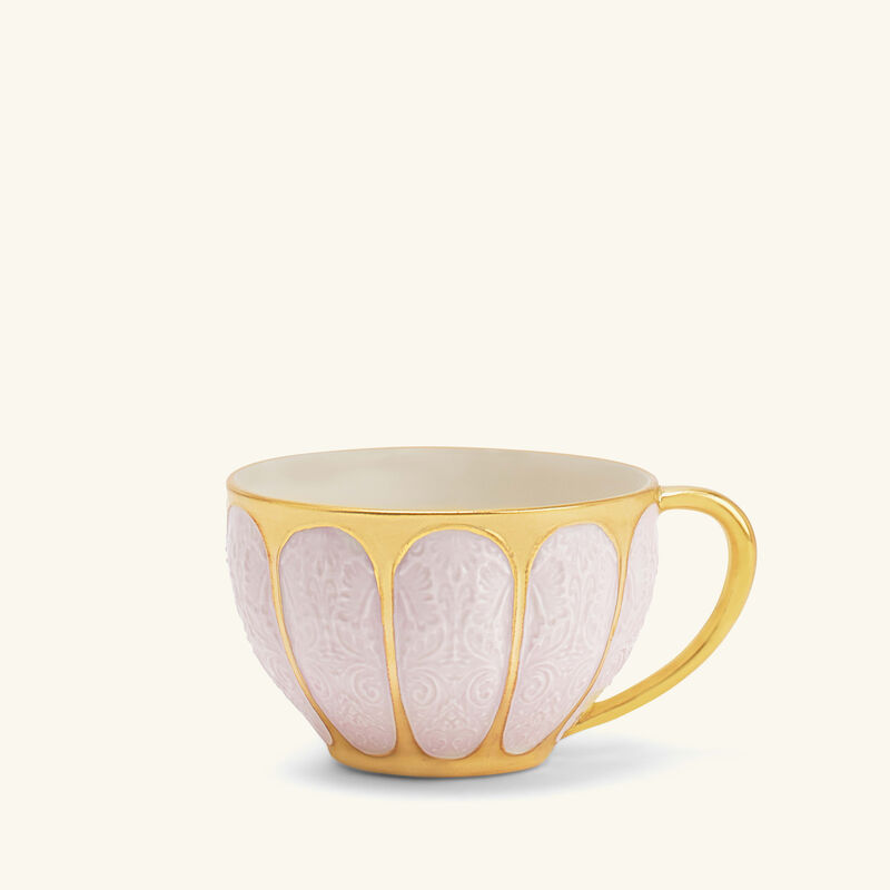 فيلاري فنجان القهوة آمور وردي