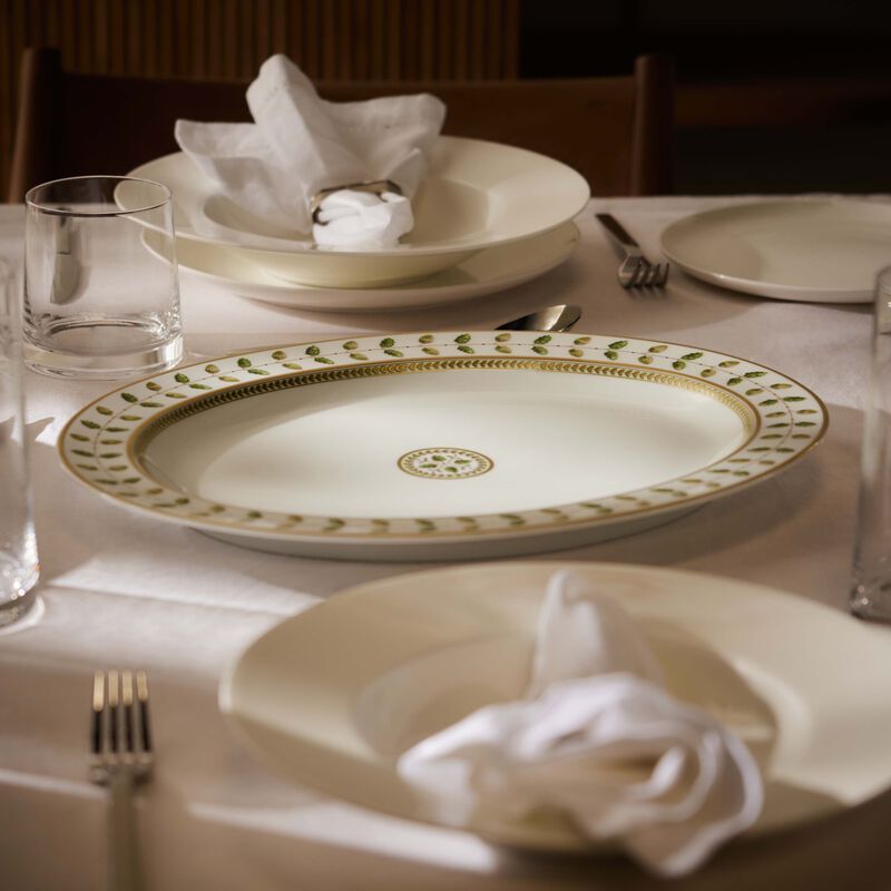 برناردو طبق الضيافة فيبي كونستانس بيضاوي أخضر 39 سم