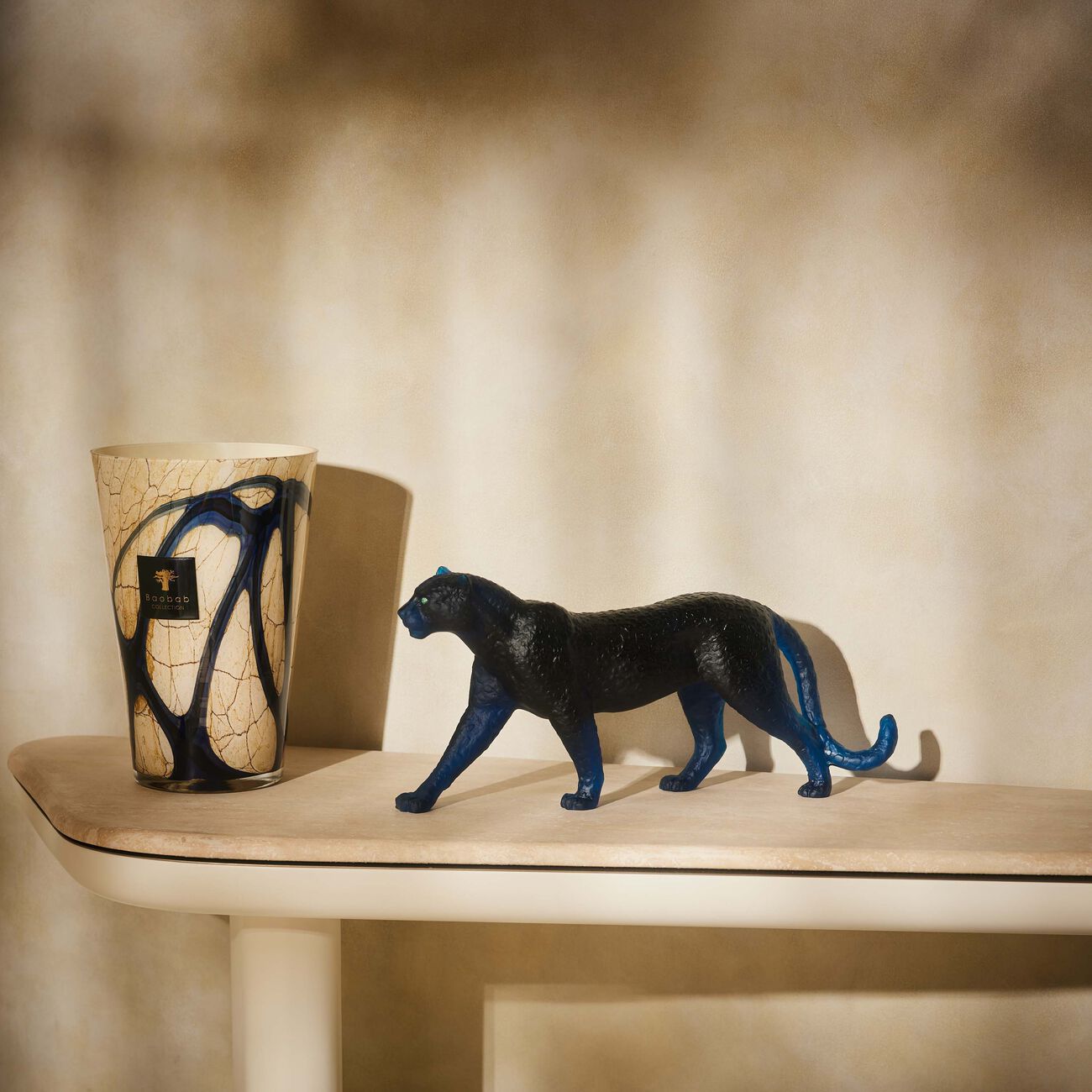 دوم منحوتة فلوريدا بانتر متوسطة زرقاء