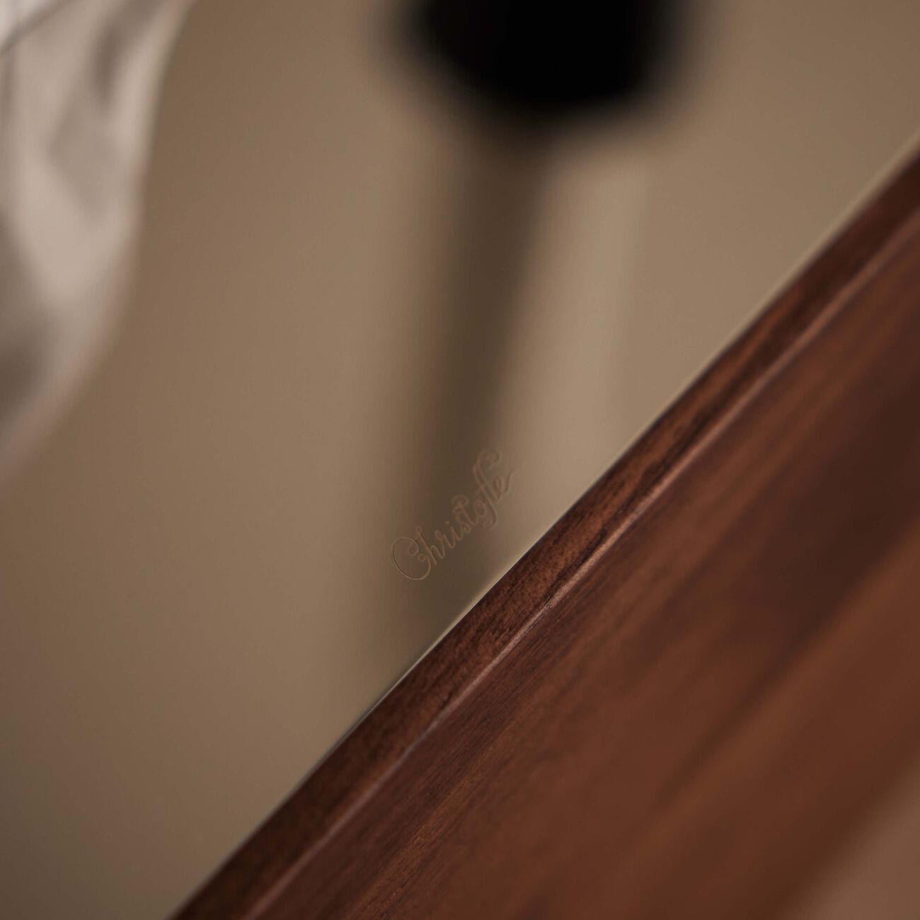 كريستوفل علبة المناديل يوني من خشب الجوز