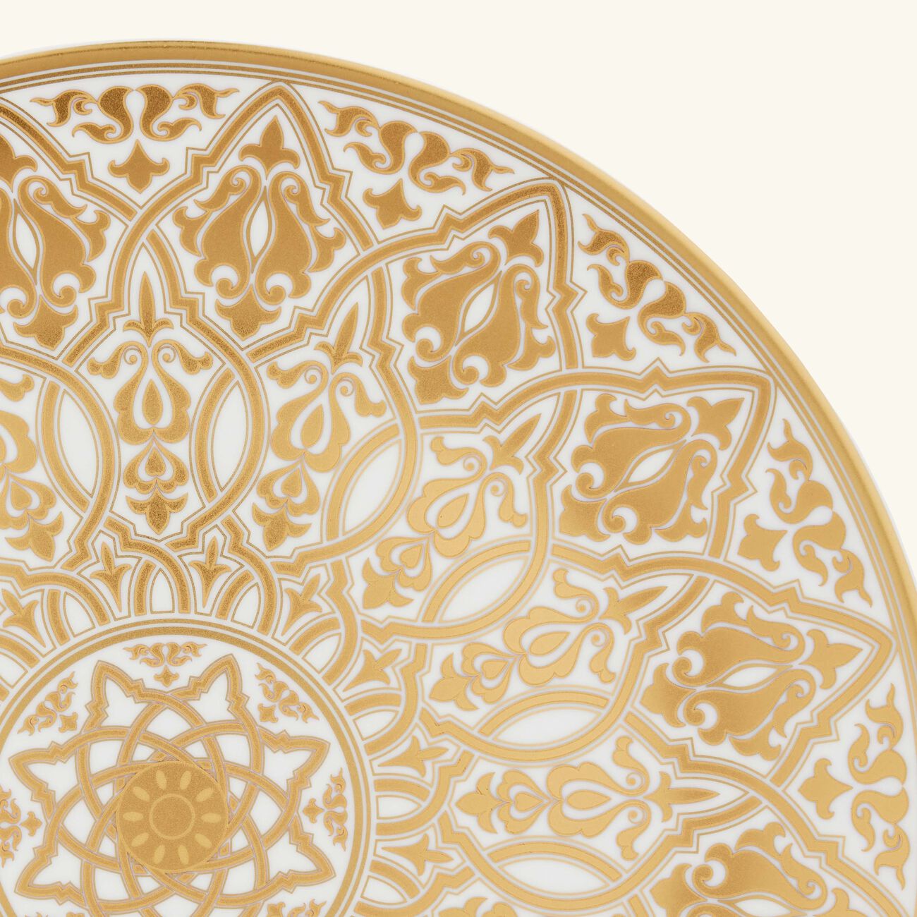 برناردو طبق الضيافة فينيس دائري باللون الذهبي 31 سم