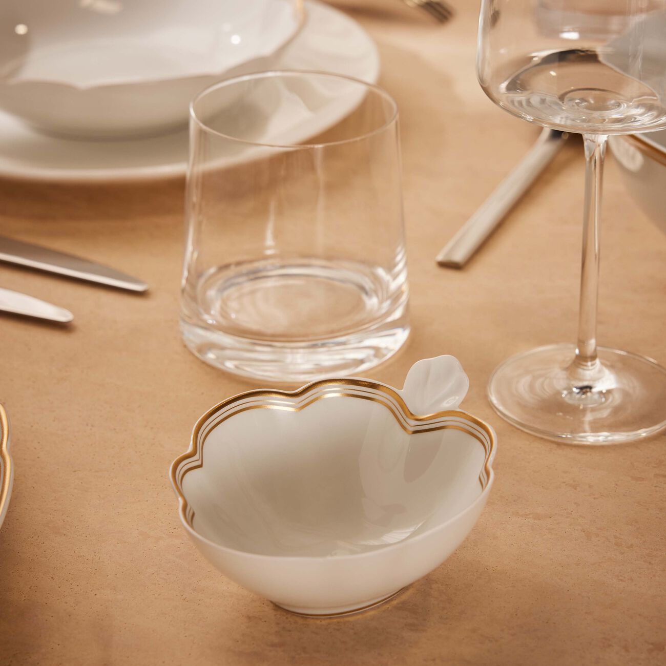 Pompadour Serving Bowl Gold bernardaud pompadour serving bowl gold