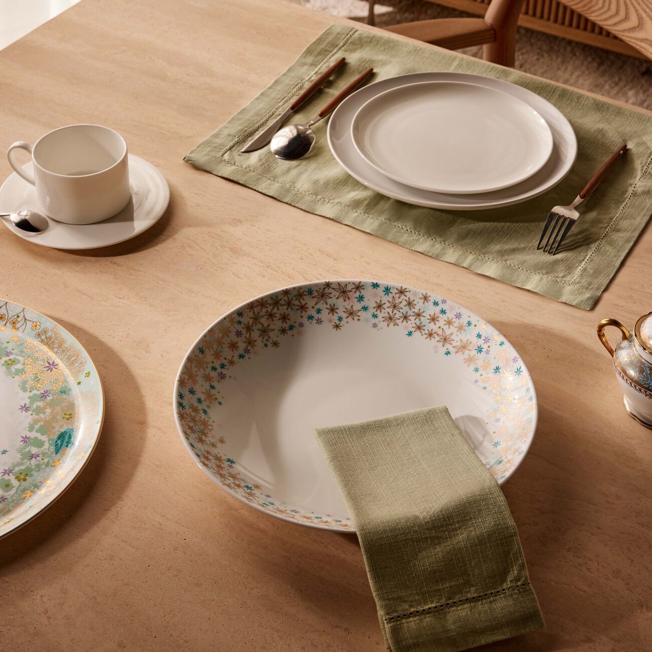 برناردو طبق فيري مايكل كايو العميق دائري وردي 29 سم