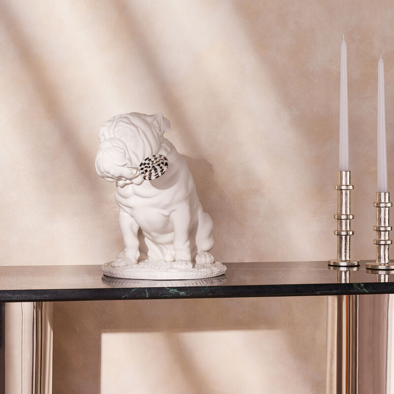 لادرو منحوتة كلب البولدوج مع مصاصة في فمه متوسطة الحجم بيضاء