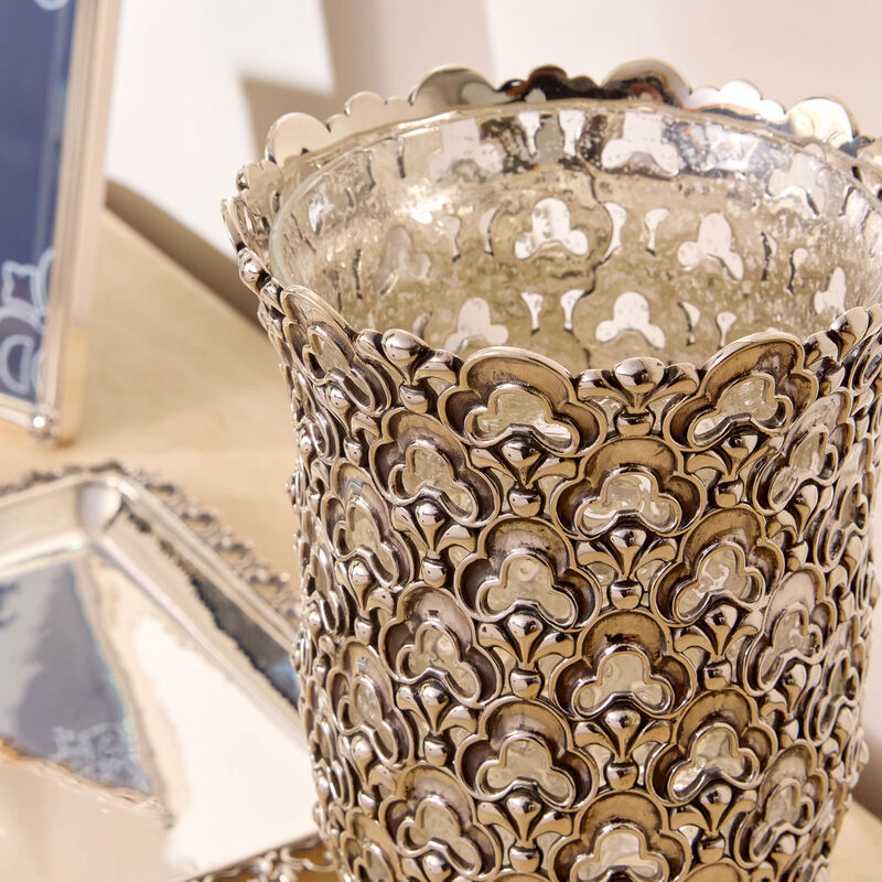 مزهرية أوبرا فضية بحجم متوسط بوتشيلاتي مزهرية أوبرا فضية بحجم متوسط