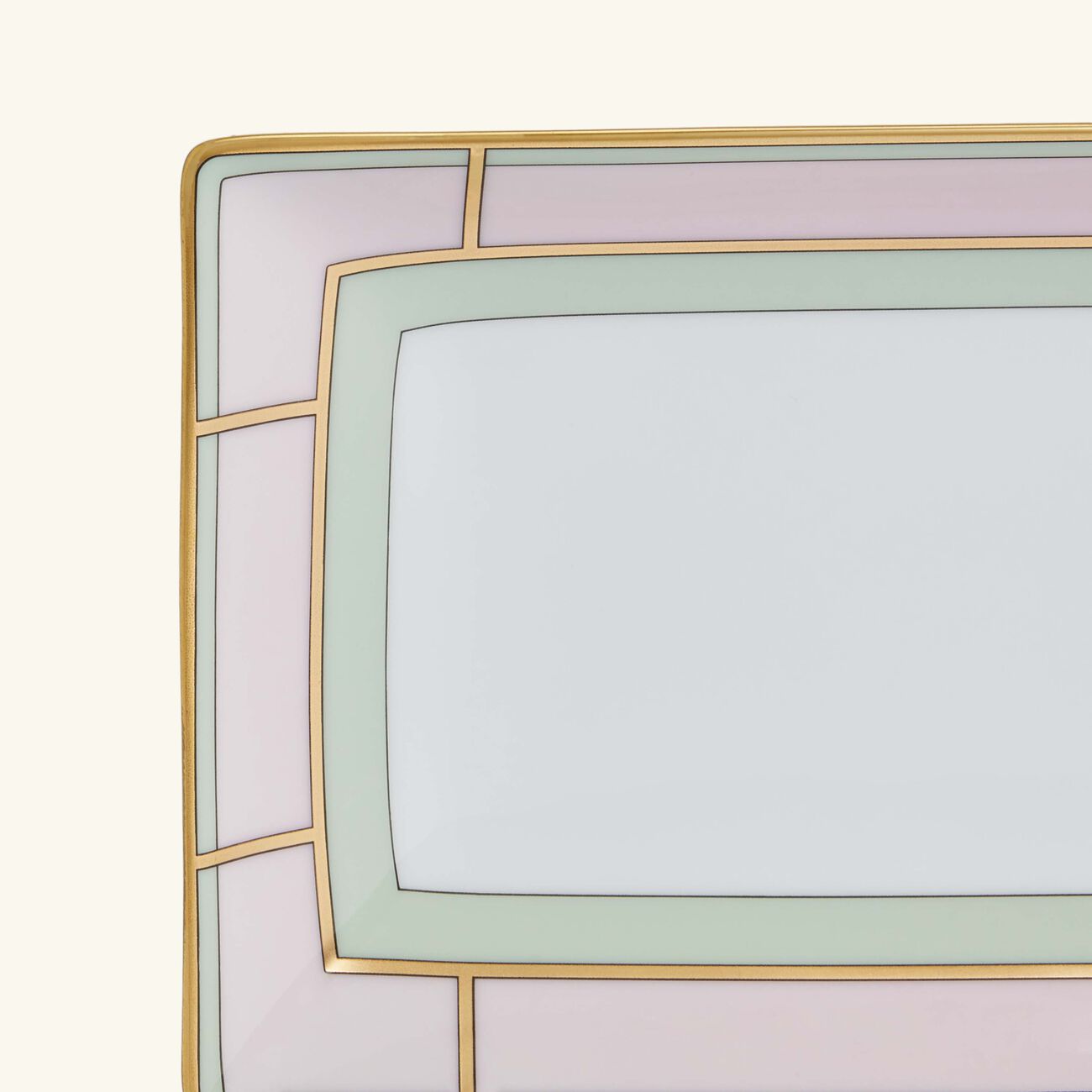 طبق ديفا المستطيل للتقديم باللون الوردي 29 سم جينوري 1735 طبق ديفا المستطيل للتقديم باللون الوردي 29 سم