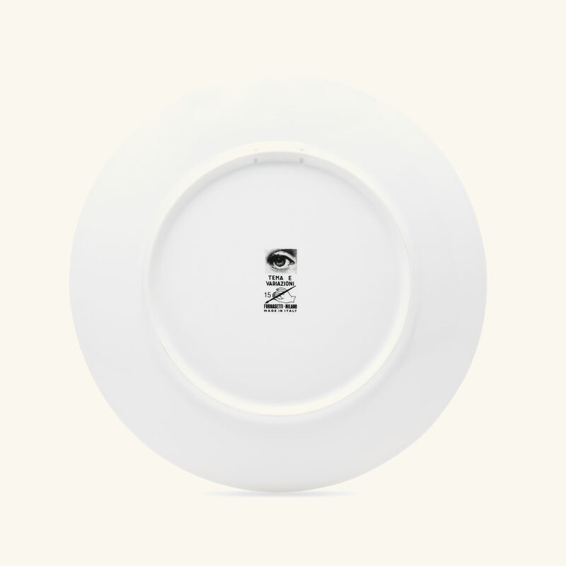 فورناسيتي طبق تزيين الجدار تيما إي فاريازيوني 15 باللون الأبيض