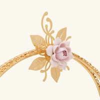 سلة الضيافة إكسترافاجانزا باللون الذهبي فيلاري سلة الضيافة إكسترافاجانزا باللون الذهبي