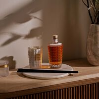 طقم تشيلو سويت نمبر 15 فيفالدي هارموني بيانكا المؤلف من شمعة عطرية وموزع للعطر إديون طقم تشيلو سويت نمبر 15 فيفالدي هارموني بيانكا المؤلف من شمعة عطرية وموزع للعطر