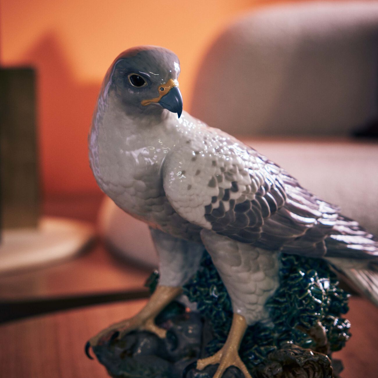 lladro gyrfalcon sculpture large white limited edition of 3000