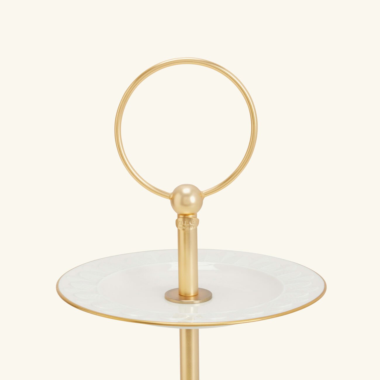 فيلاري قاعدة الكيك بيكوك بيضاء