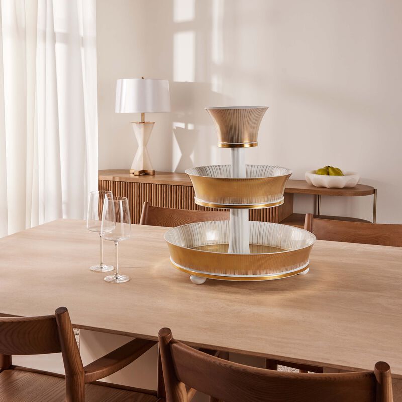 برناردو قاعدة الكيك سول باللون الذهبي