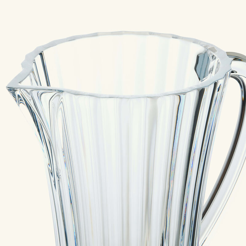baccarat mille nuits pitcher clear