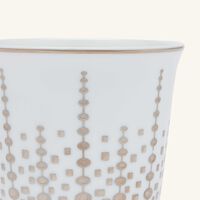برناردو كاس أور آزور مع شمعة