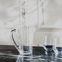 baccarat mille nuits pitcher clear
