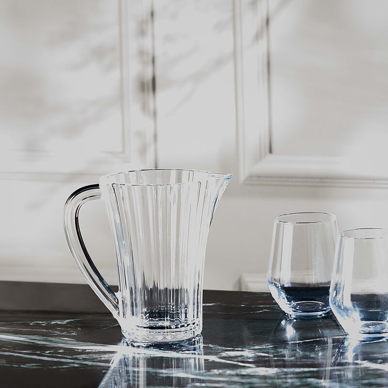 baccarat mille nuits pitcher clear