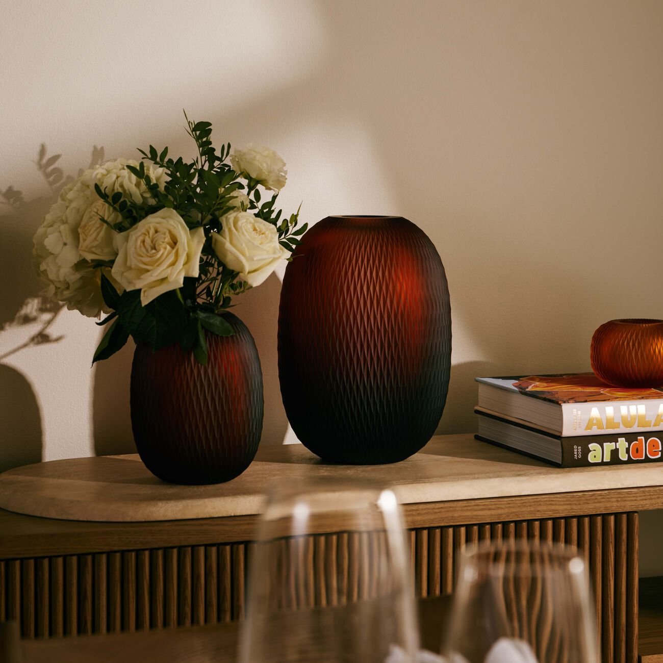 روكل مزهرية ميتامورفوسيس مستديرة متوسطة باللون العنبري